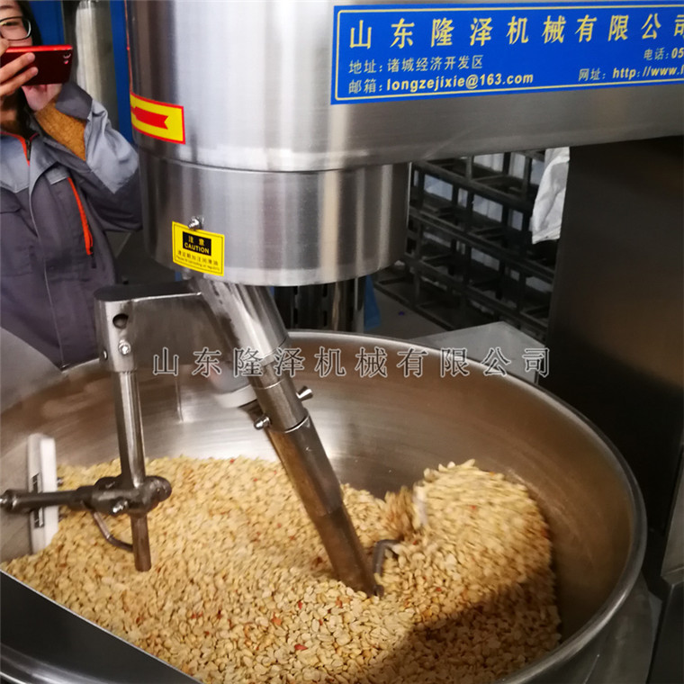 黃老五食品股份有限公司【熬糖攪拌拌料鍋】現場(chǎng)試機1